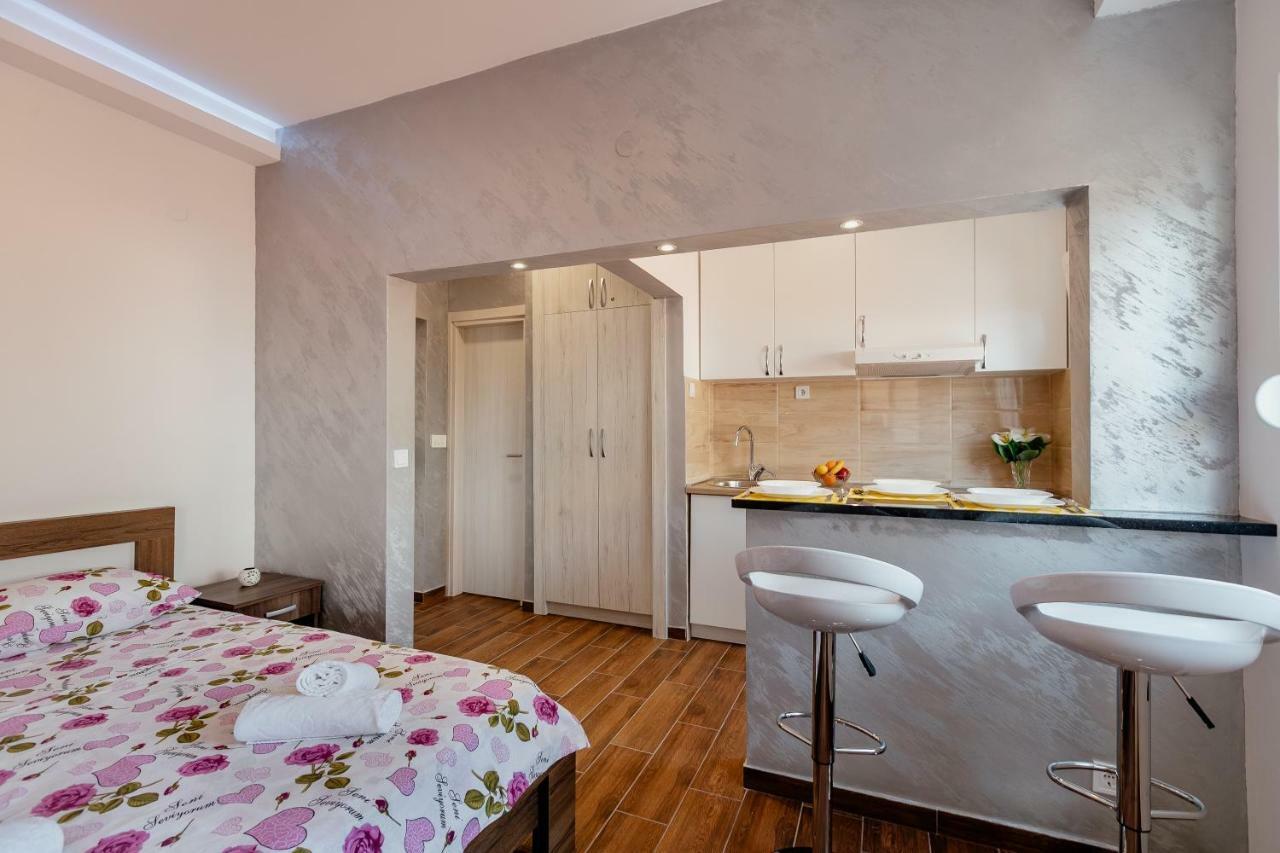 Apartman Mia Херцег Нови Екстериор снимка