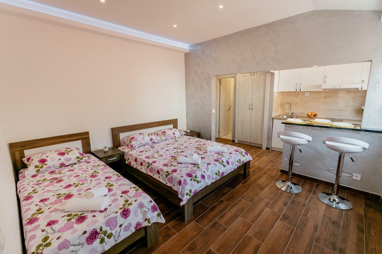 Apartman Mia Херцег Нови Екстериор снимка
