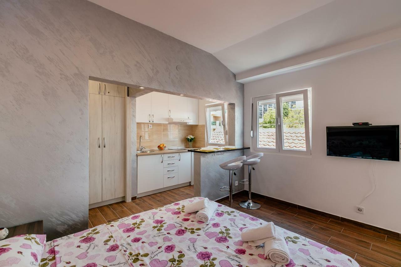Apartman Mia Херцег Нови Екстериор снимка